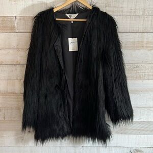 Lita by Ciarra size small fur jacket